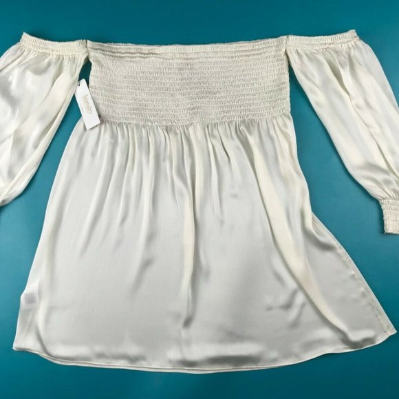 Laundry by Shelli Segal Off the Shoulder Cream Top - Picture 3 of 9